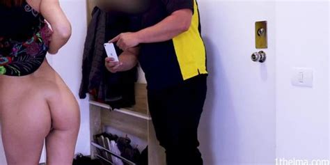 Delivery Guy Gets A Handjob Tip From Horny Customer Tnaflix