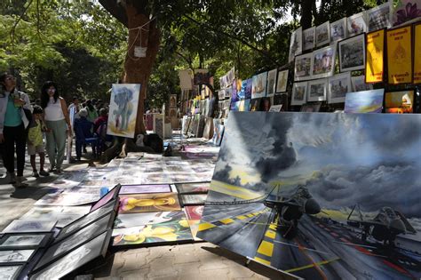 Chitra Santhe The Annual Art Fair Of Bengaluru Was Held At Karnataka