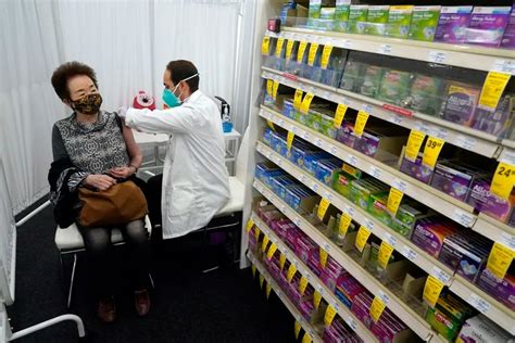 Cvs And Walgreens Have Wasted More Vaccine Doses Than Most States Combined