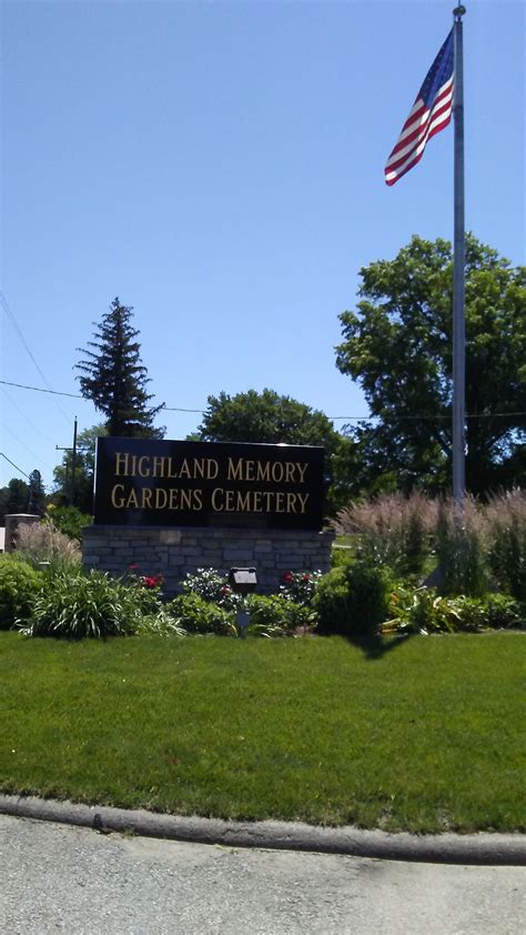 Highland Memory Gardens Cemetery in Des Moines, Iowa - Find a Grave