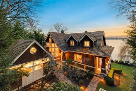 Regional Lake Living Pacific Northwest Styles From Classic Craftsman