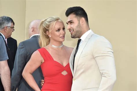 Sam Asghari esposo de Britney Spears pide manutención