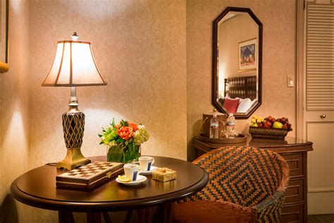 Casablanca Hotel New York City | Hotel near Broadway | Deluxe Room