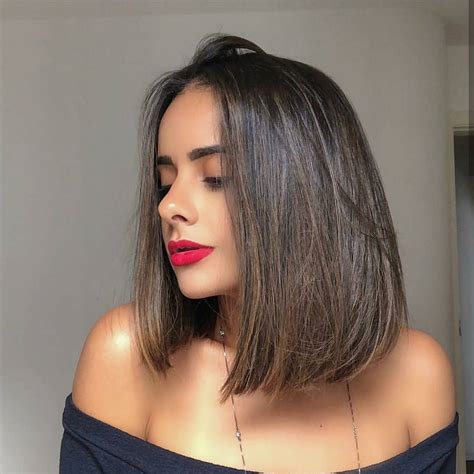 Cortes De Pelo Elegantes Hasta Los Hombros Para Cabello Grueso Los