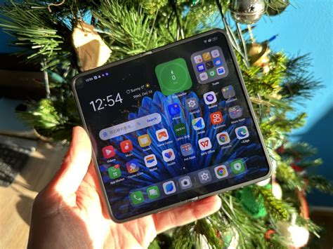 Oppo Find N2 hands-on review: a fine second-gen foldable | Stuff