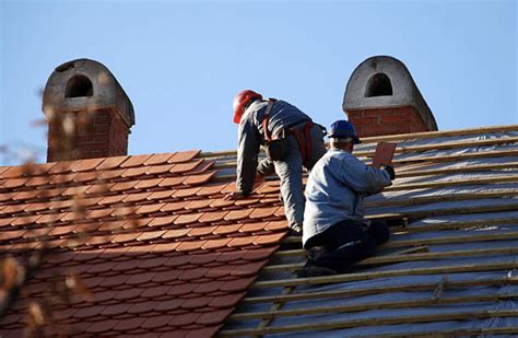 The Benefits Of Hiring A Local Roofing Contractor MyFancyHouse