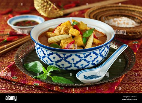 Thai Yellow Chicken Curry Thailand Food Stock Photo Alamy