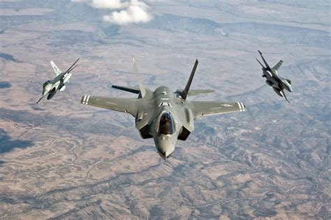 Gambar Pesawat Tempur F-35 JSF | Fighter Jet Picture and Photos