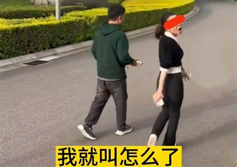 女子遛狗不牵绳吓到路人，不仅不道歉，还做出挑衅动作后扬长而去