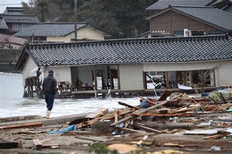 津波被害を受けた建物＝石川県能登町白丸：令和6年能登半島地震 写真特集：時事ドットコム