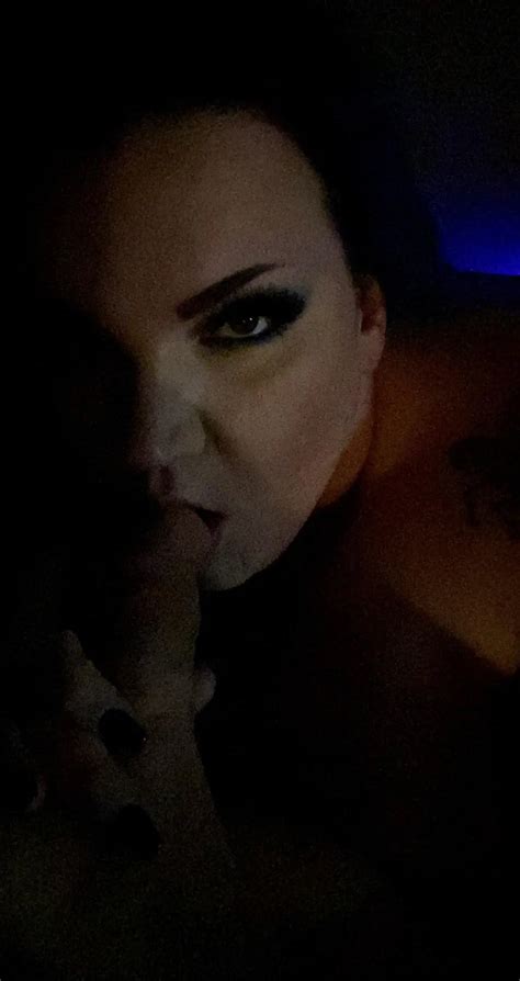 Even In The Dark Ill Eye Fuck You Scrolller