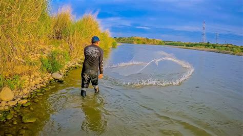 REJEKI TAK TERDUGA Menjala Ikan Di Sungai Dapat Yang Besar