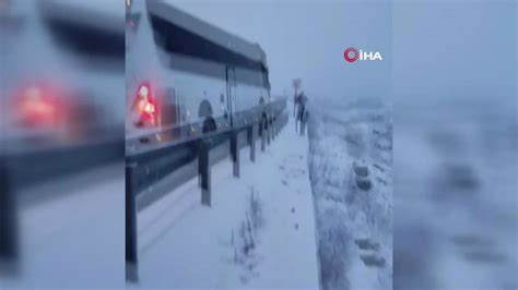 Karsta zincirleme trafik kazası 2 ölü 8 yaralı Son Dakika