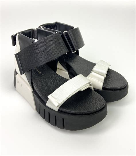 SANDALIAS UNITED NUDE