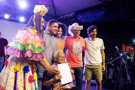 PL de Zé Inácio homenageia Dona Teté e preserva tradição maranhense