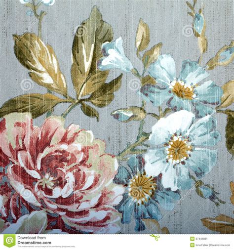 Victorian Flower Wallpaper