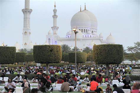 An Introduction to Ramadan and How It Changes in 2020 | Smithsonian ...