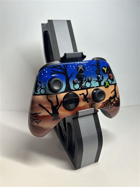 Custom Xbox Controller I did : r/StrangerThings