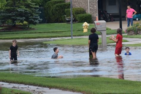 Heavy rains flood streets in Chesterfield Township – The Voice