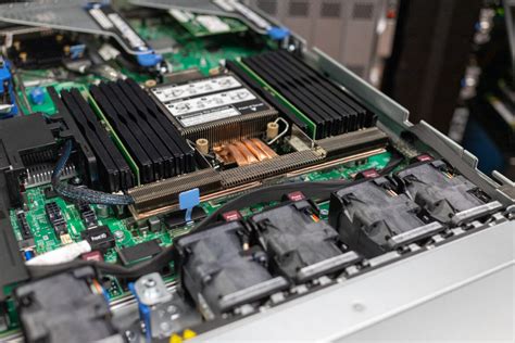 HPE ProLiant DL320 Gen11 Server Review StorageReview