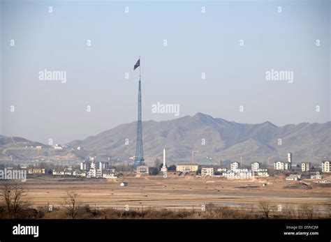 Joint security area korea hi-res stock photography and images - Alamy