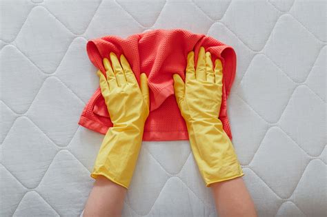 How To Clean A Mattress And Remove Stains In 7 Easy Steps Artofit