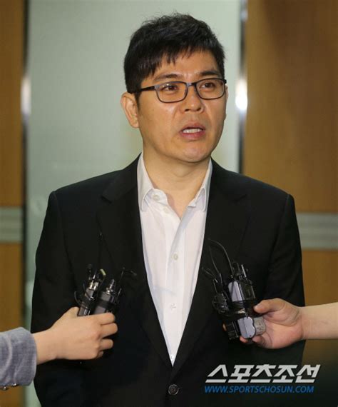 쓸모 있는 남자들 김용만 2년 7개월 만에 복귀 초심을 잃지 않겠 스포츠조선