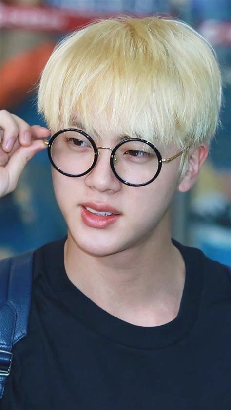 Pin By Doooririiii On Kim Seokjin Seokjin Kim Seokjin Jin