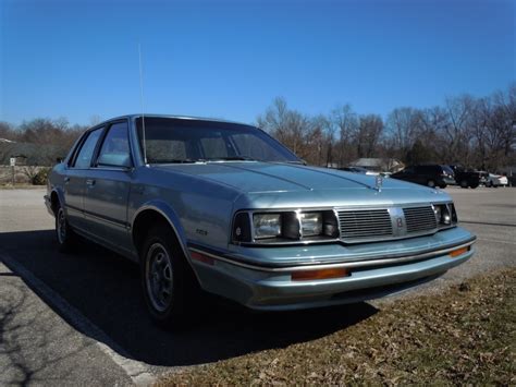 Oldsmobile Cutlass 1987