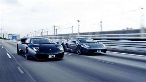 Lamborghini Aventador Vs. Lamborghini Reventón | Lamborghini reventón, Lamborghini aventador ...