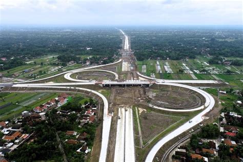 Foto Tol Prambanan Klaten Fungsional Dibuka Gratis Selama Libur