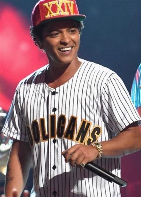 Pin By Shannon Soto On Bruno Bruno Mars Bruno Hubby