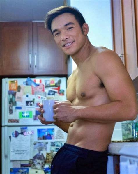 Gay Bisexual Pinoy Celebrities Who Can Make Girls Hearts Faint