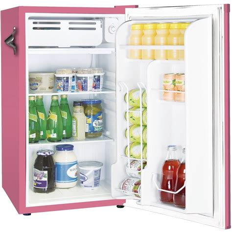 Frigidaire Retro 32 Cu Ft Mini Fridge Pink In 2020 Retro