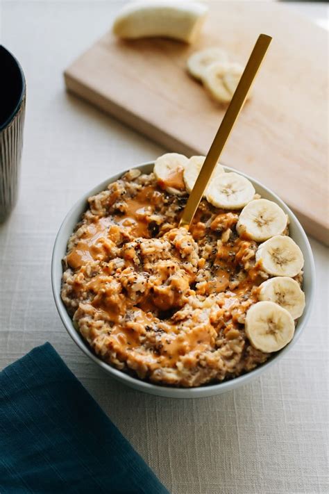 The BEST Peanut Butter Banana Oatmeal Eating Bird Food