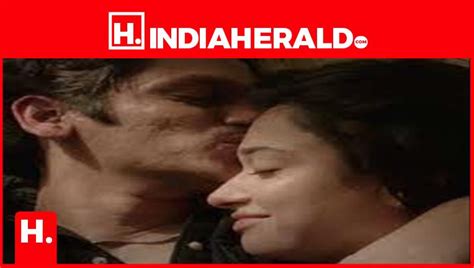 Hot Buzz Tamannaah Finally Breaks No Kiss Policy