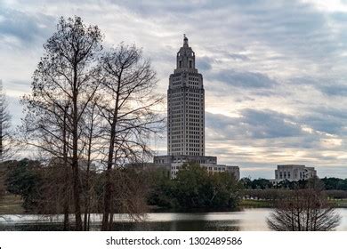 Louisiana State Capitol Capitol Lake Just Stock Photo 2434922601 ...