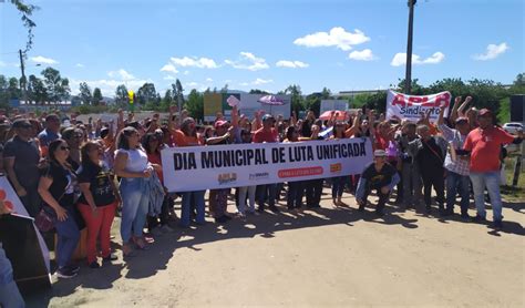 Servidores Municipais Param Nesta Ter A E Podem Entrar Em Greve