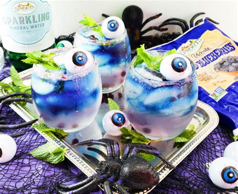 Scary Berry Sparkling Mint Lemonade Cocktail Beautiful Eats And Things