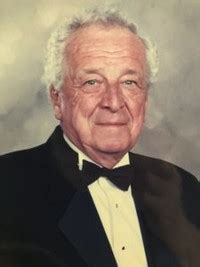 Walter Wally Holowack Avis D C S Necrologie Obituary