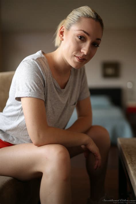 Free Porn Pics Of Beautiful Blonde Lily Labeau In T Shirt And Sneakers