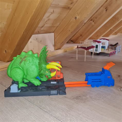 Hot Wheels Dino Bahn In Frankenthal Pfalz F R Zum Verkauf Shpock De