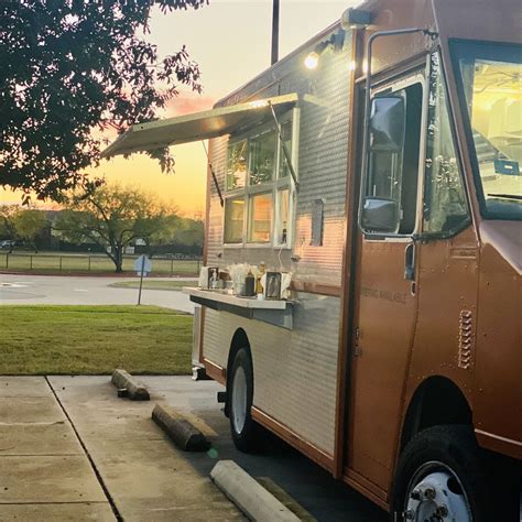 Best Food Trucks | Best-10 Food Trucks in Austin