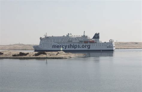 Photos Worlds Largest Containership Transits Suez Canal