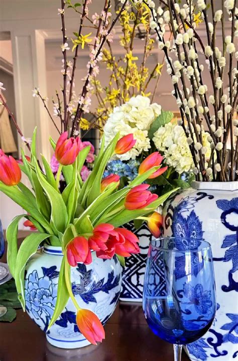 17 Best Spring Flower Arrangement Ideas - Celebrate & Decorate