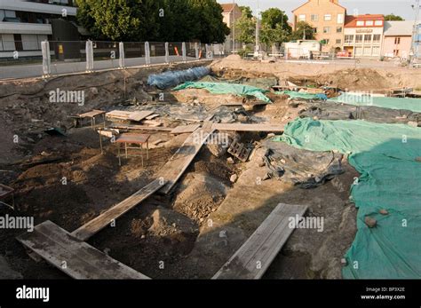 Archaeological Dig Trench Trenches Archaeologist Archeology History