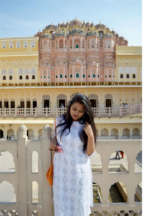 Look Book Jaipur Pink Column