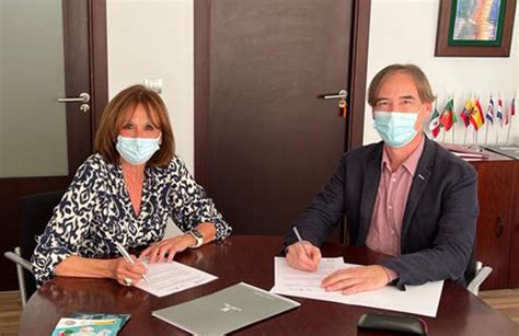 El Colegio de Veterinarios de Málaga y la Asociación de Antiguos