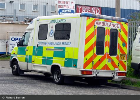 Einsatzfahrzeug Edinburgh Scottish Ambulance Service RTW A D