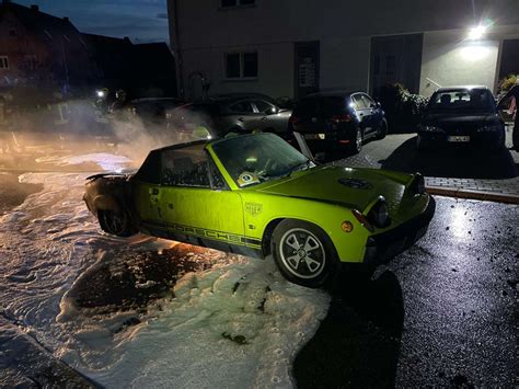 Gemeinde Meeder Historischer Porsche Geht In Flammen Auf Coburg